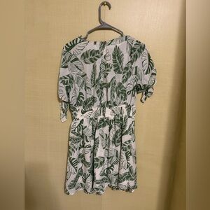 Beautiful summer or spring dress!